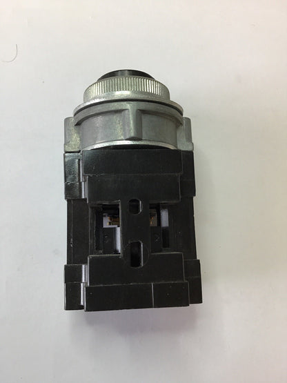 CUTLER HAMMER 10250H375A10 PUSH BUTTON ELEMENT BLACK 600V