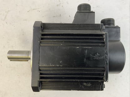 PANASONIC AC SERVO MOTOR MHMA102A1G REV 2000 R/MIN INPUT 200VAC OUTPUT 1.0 kW