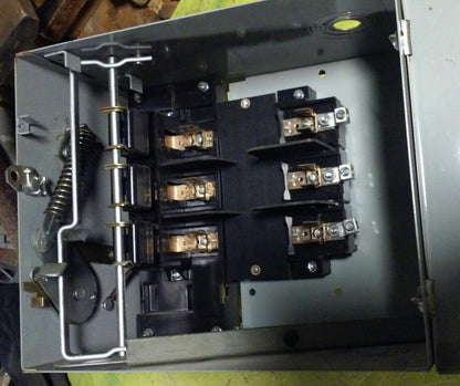 Siemens I-T-E XL-U Fusible Switch Plug UV461G - 30 Amp, 600 V (UV 461G)