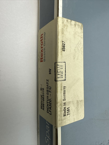 REXROTH R961003816 SEAL KIT LFA32D.-7XJ    HV