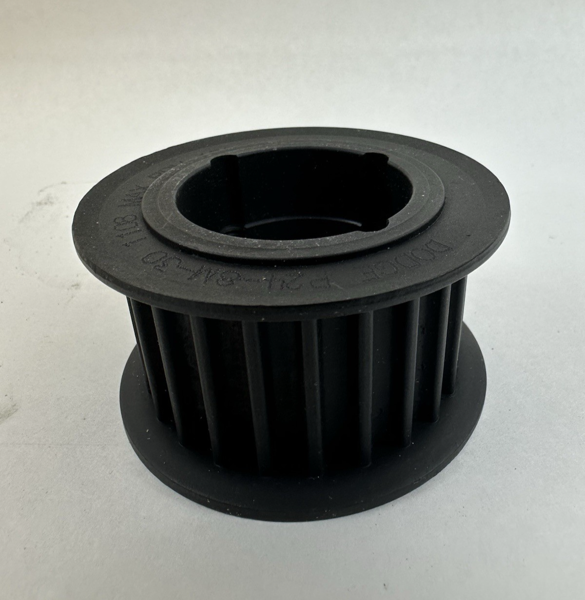 BALDOR DODGE P24-8M-30 1108 HT T HIGH TORQUE DRIVE BELT SPROCKET 112868