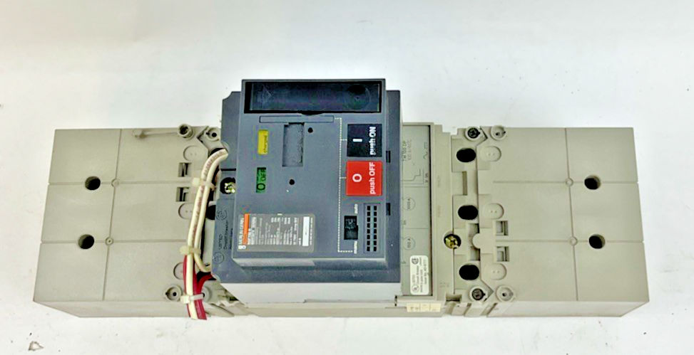 MERLIN GERIN NSF150 N CIRCUIT BREAKER NFNL36100 600Y
