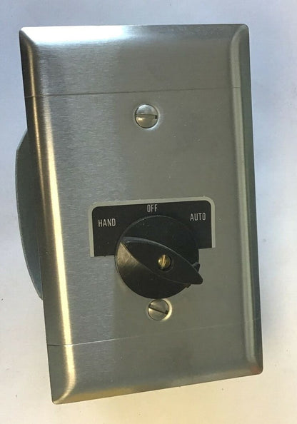 SQUARE D 9001 BF-112 FLUSH MOUNTED STATION 600V SER.A