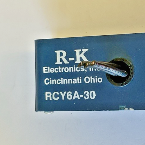 R-K ELECTRONICS RCY6A-30 NETWORK FILTER 600VAC RES 220OHM 7W **LOTOF4**