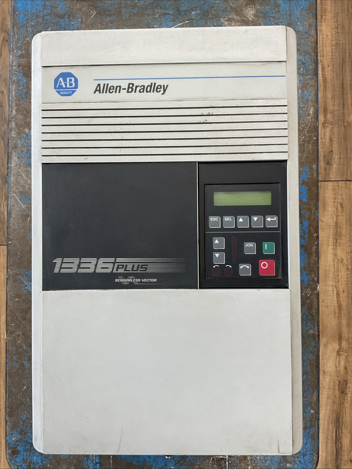 ALLEN BRADLEY 1336S-B025-AN-EN4 SER D 1336 PLUS SENSORLESS VECTOR DRIVE