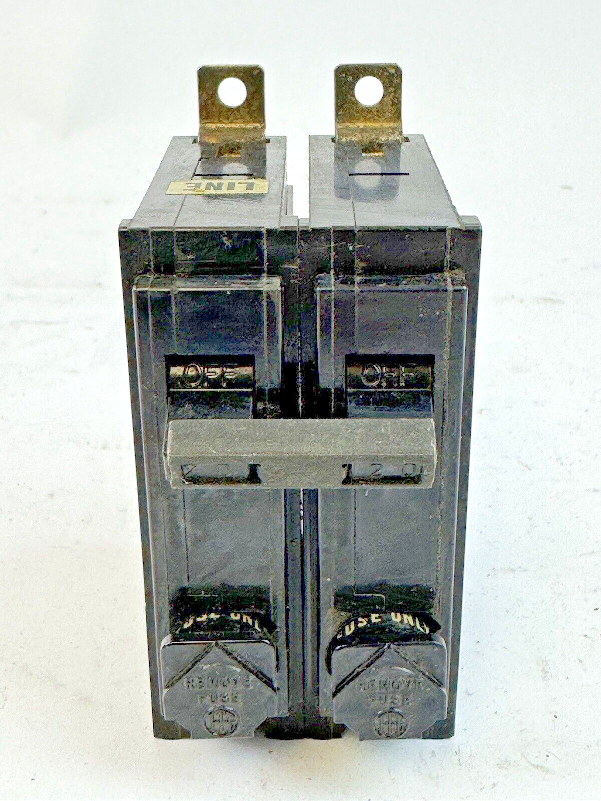 SIEMENS / ITE - CC2B020 - MOLDED CASE BOLT-ON CIRCUIT BREAKER -2 POLE/277VAC/20A