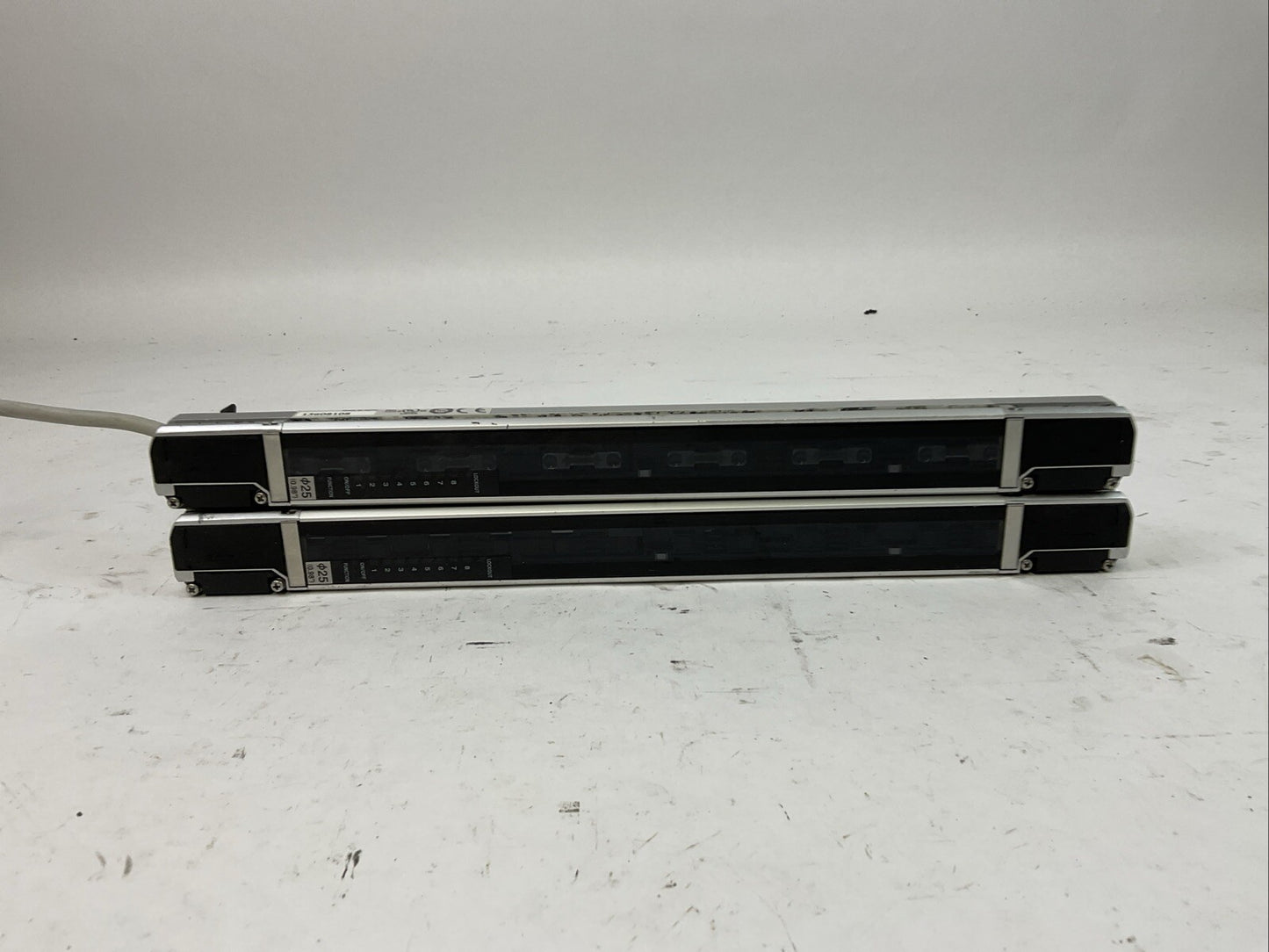 KEYENCE SL-C16H-T TRANSMITTER SL-C16H-R RECEIVER 24VDC LIGHT CURTAIN