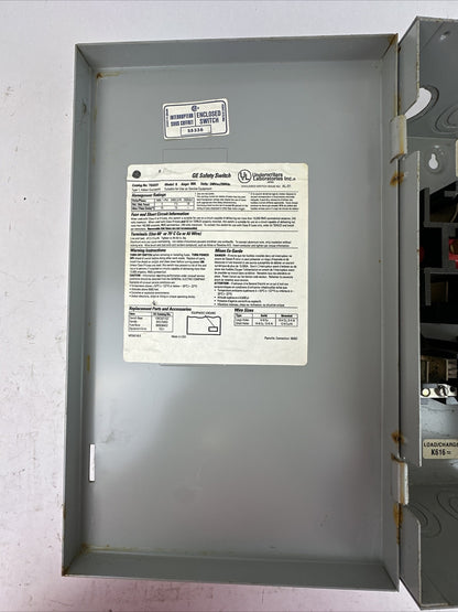 GE TG4322 FUSIBLE SAFETY SWITCH MOD 8 60A 240VAC 3PH 15HP 250VDC 10HP 3P TYPE 1