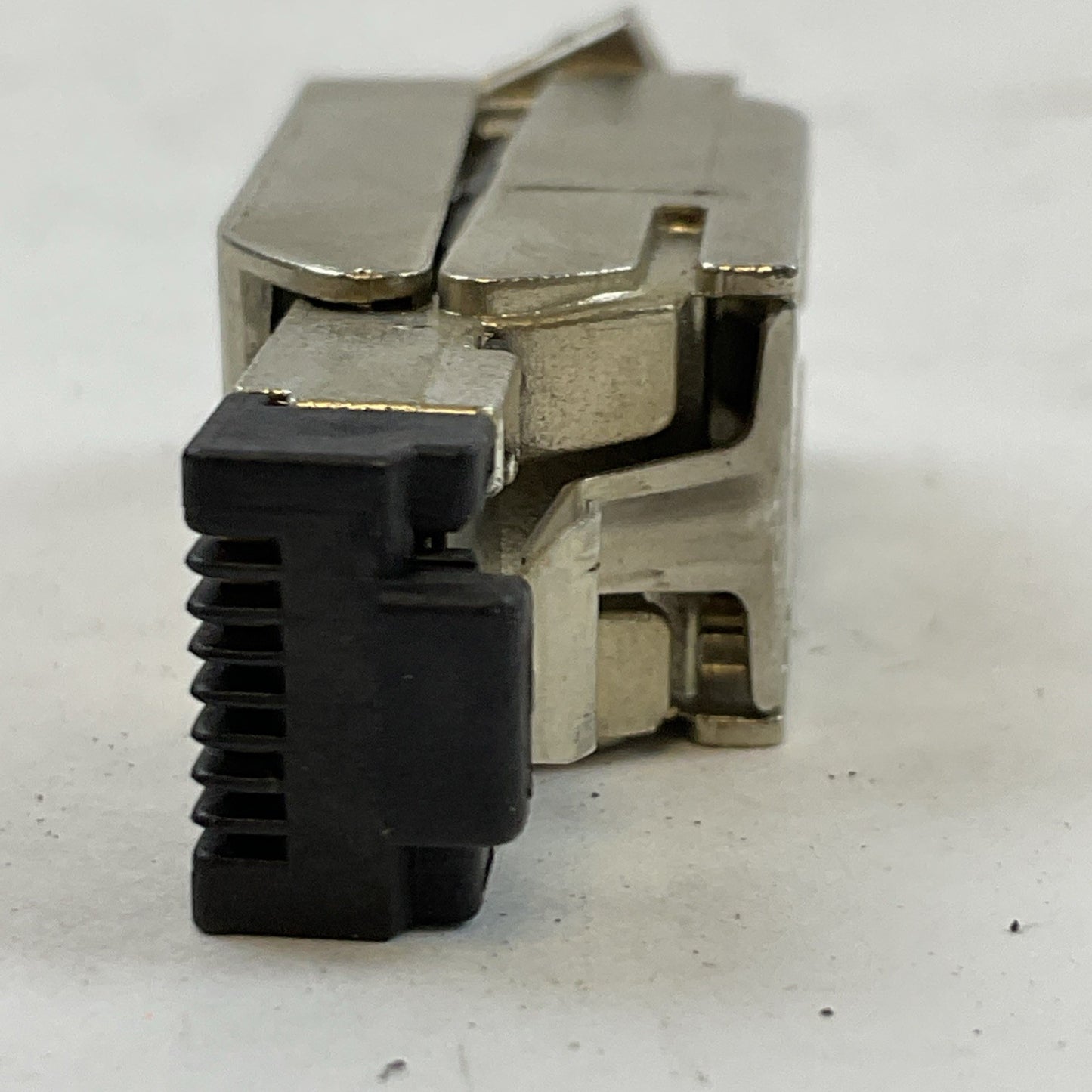 SIEMENS 1740025-1 CONNECTOR (LOT OF 7)