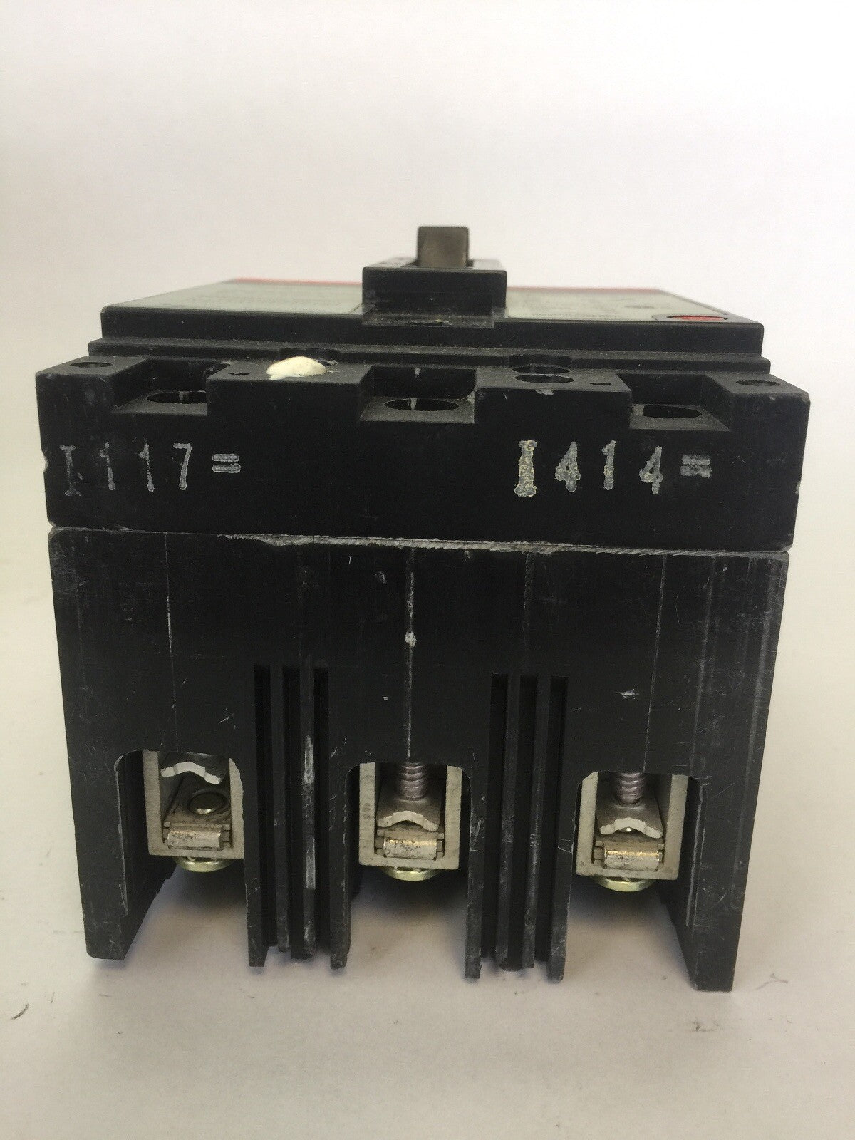 GE TEML36003 MAG-BREAK CIRCUIT BREAKER 3AMP 600VAC 3 POLE INSTANTANEOUS TRIP
