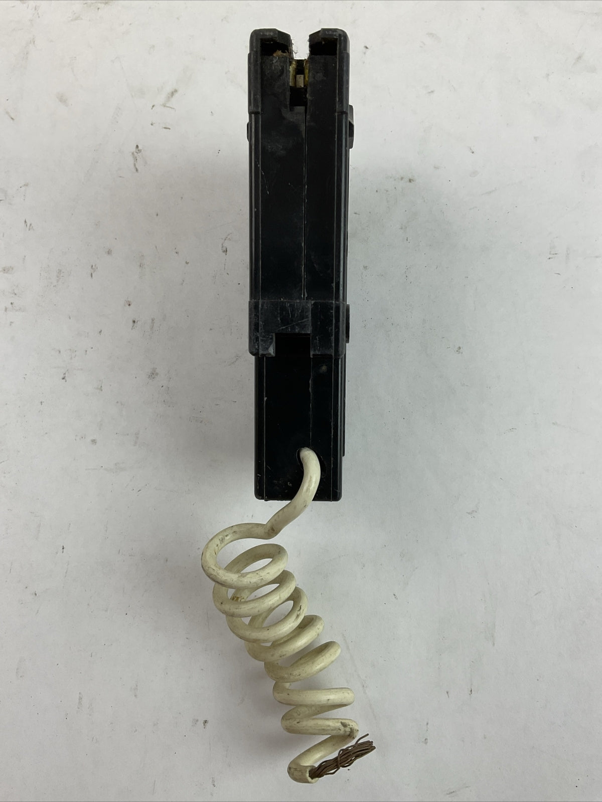 SQUARE D HOM115AFI ARC FAULT CIRCUIT BREAKER 1POLE 15AMP 120VAC SERIES 1