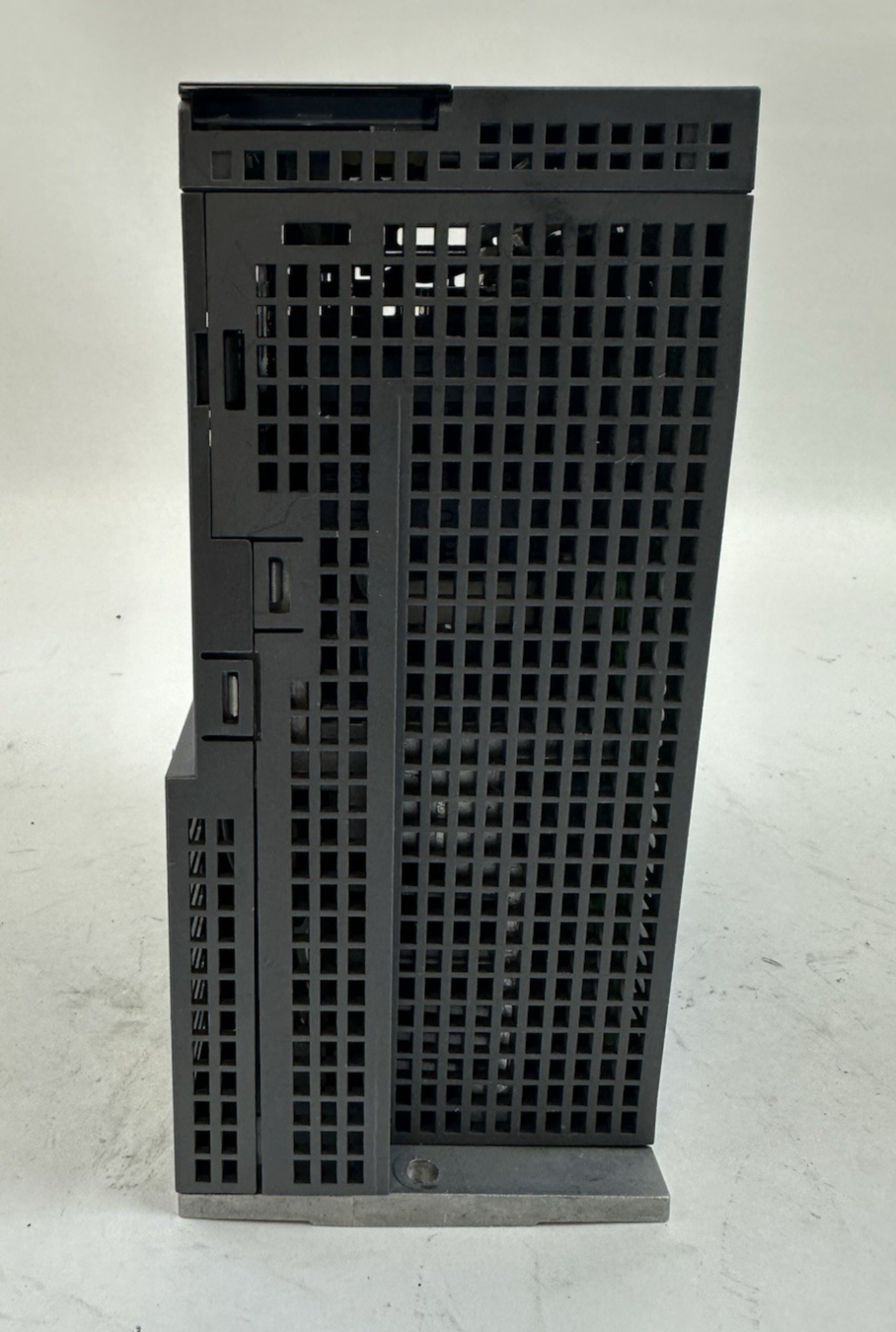 MITSUBISHI MELSERVO-J3 MR-J3-200BS4 AC SERVO DRIVE 3 PHASE 2kW 380-480V 50-60Hz