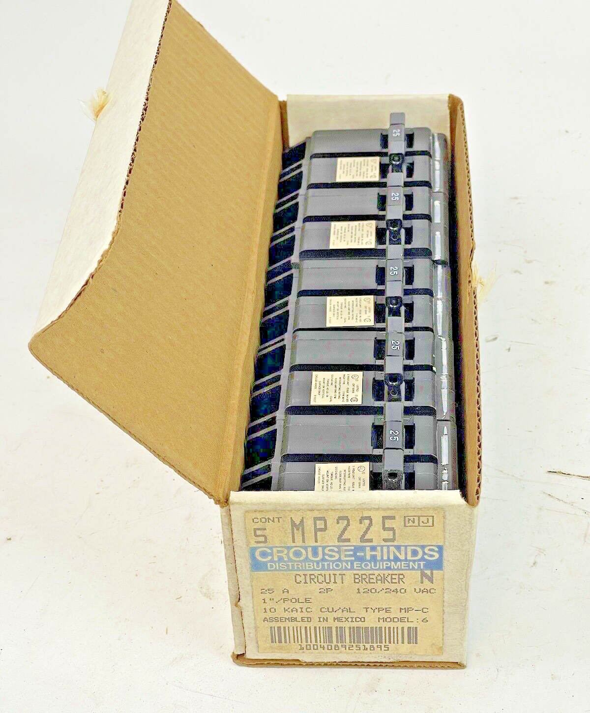 CROUSE-HINDS *BOX OF 5* - MP225 - 2 POLE, 25 A, 240 VAC CIRCUIT BREAKER