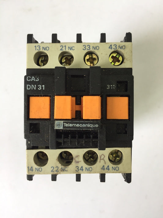 TELEMECANIQUE CA3DN31 CONTACTOR 600VAC  COIL 24V