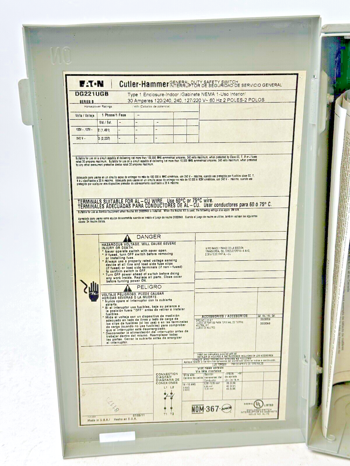 EATON - DG221UGB SER. B - GD SAFETY SWITCH - 30A/ 240VAC/ 2 POLE/ 1 PH/ TYPE 1