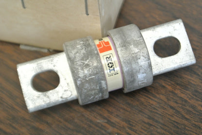 BOX of 10 / INTERNATIONAL RECTIFIER SF13X350 FUSE / 350A / 130V / NEW SURPLUS