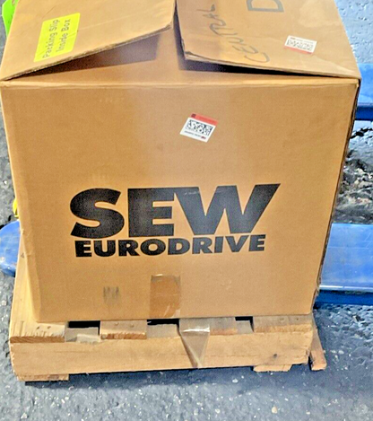 SEW-EURO DRIVEK 57 DR580S6BE2HR GEAR MOTOR 0.75HP 1120/18RPM 60HZ