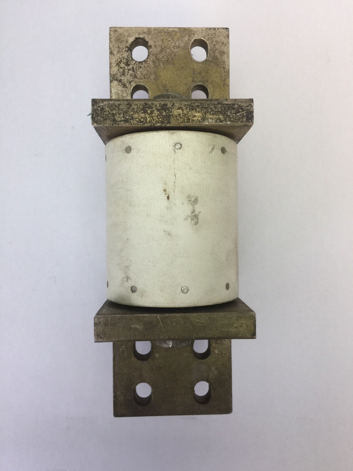 GOULD SHAWMUT AMPTRAP A70P1800-226 FUSE 1800 AMP 700VAC TYPE 226 FORM 101