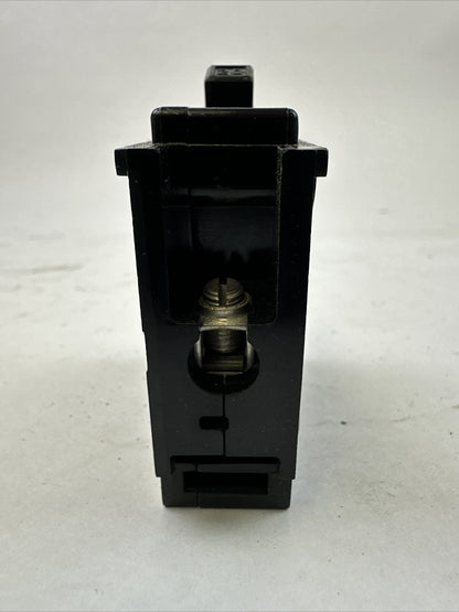 CUTLER HAMMER/WESTINGHOUSE BOLT-ON CIRCUIT BREAKER 1P 20A 120/240VAC (LOT OF 5)