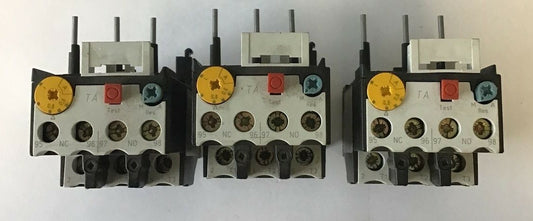 ALLEN BRADLEY 193-TAB10 OVERLOAD RELAY SER.B 690V ****LOT OF 3*****