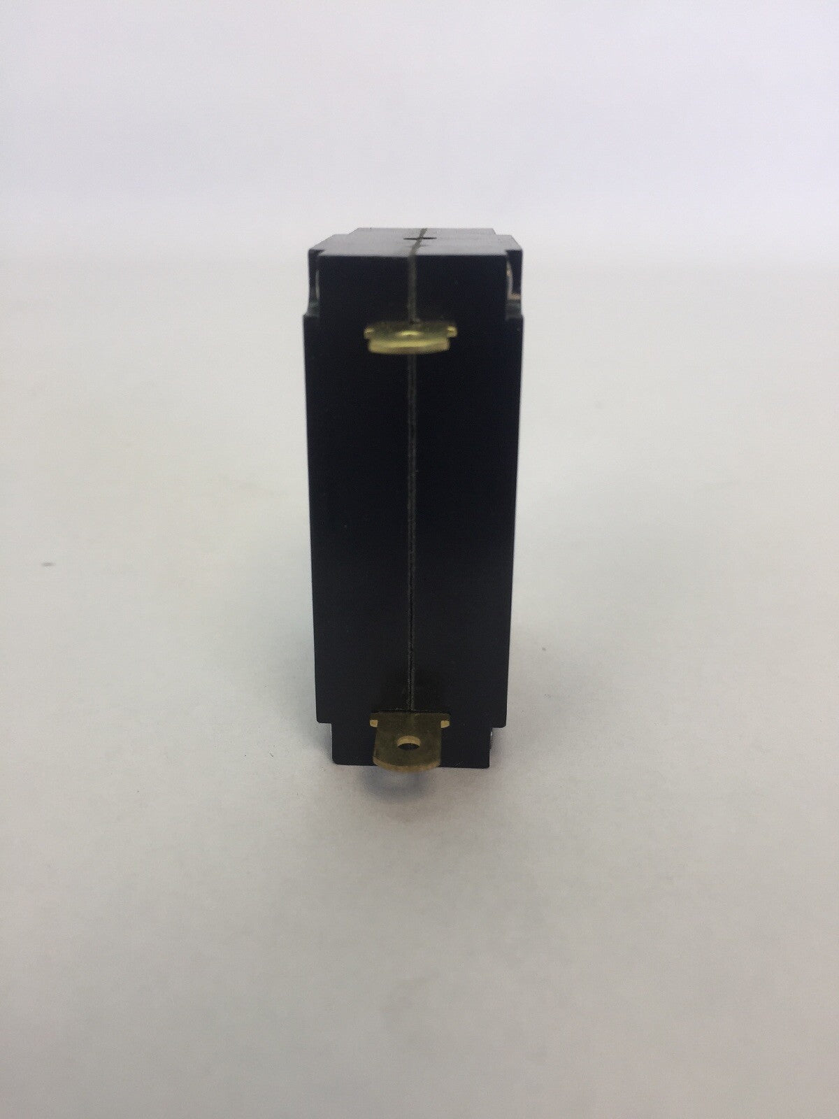 POTTER & BRUMFIELD W67X2Q1-2-2 CIRCUIT BREAKER 1 POLE 2A 250VAC 50/60HZ