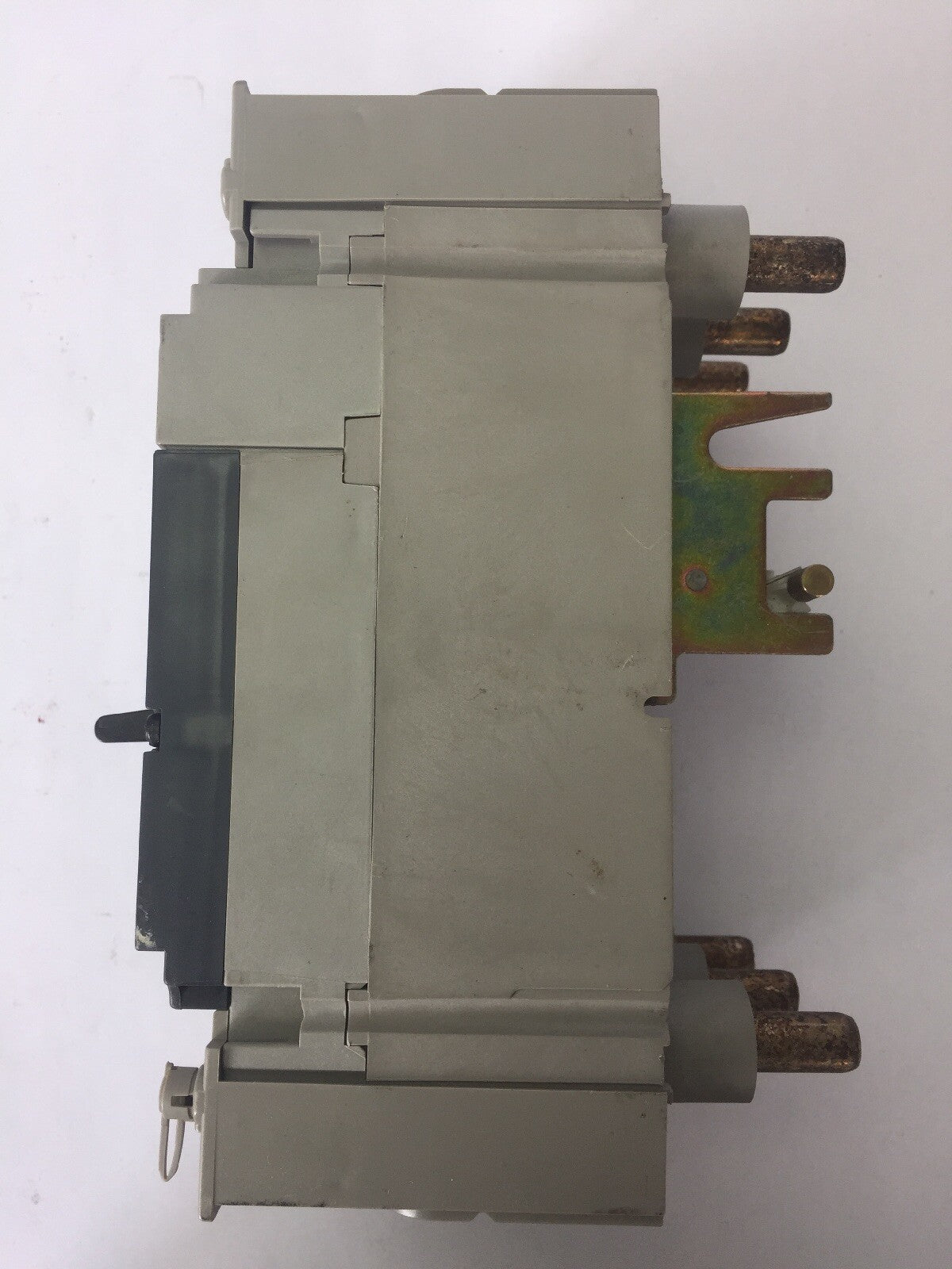 MERLIN GERIN NSF150N CIRCUIT BREAKER 100A 600Y/347V 50/60HZ 3 POLE
