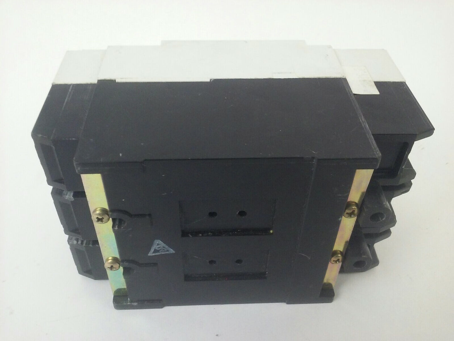 CUTLER HAMMER GD3040 CIRCUIT BREAKER 3POLE 40AMP 480VAC 250VDC GD 22K