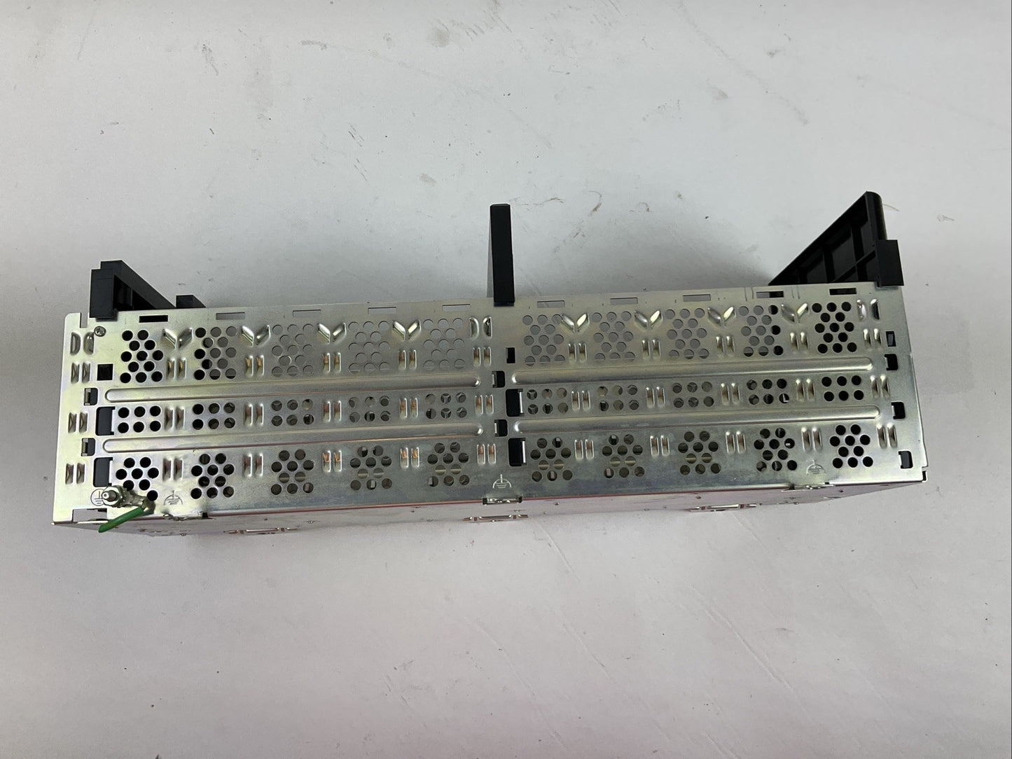 ALLEN-BRADLEY 1756-A10 SER C CONTROLLOGIX 10 SLOT CHASIS