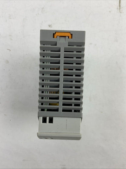 PHOENIX CONTACT UNO-PS/1AC/24DC/60W OUTPUT 24VDC INPUT 100-240VAC POWER SUPPLY
