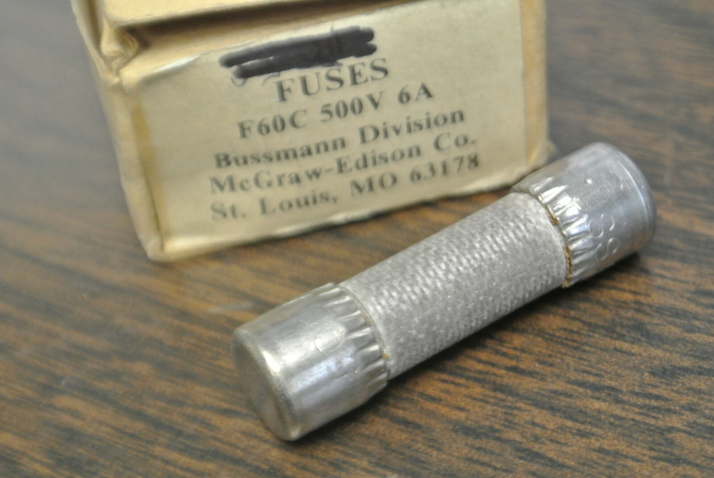 LOT of 5 / BUSS / BUSSMANN F60C500V6A FUSES / 6A / 500VAC