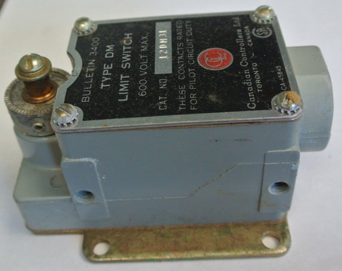CLARK / AO SMITH 12DM31 LIMIT SWITCH - DUST- & OIL-TIGHT 600VAC - NEW SURPLUS