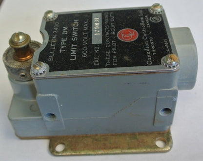 CLARK / AO SMITH 12DM31 LIMIT SWITCH - DUST- & OIL-TIGHT 600VAC - NEW SURPLUS