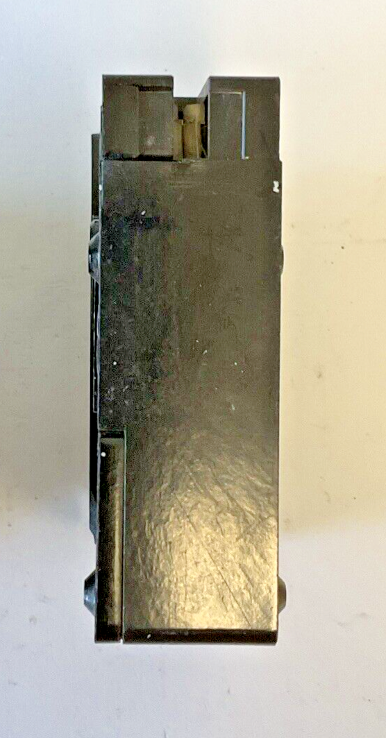 ARROW HART/ MURRAY MP115 CIRCUIT BREAKER 15A 1POLE STYLE MP 240VAC ***LOTOF4***