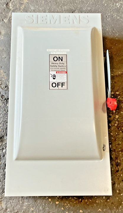 SIEMENS HF364 NON FUSIBLE SAFETY SWITCH 200A 600VAC/VDC VBII TYPE 1