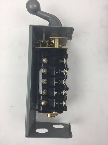 ALLEN BRADLEY 971176 REVERSING DRUM SWITCH 600V SIZE 0