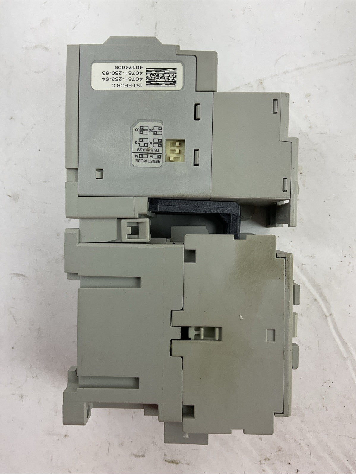 ALLEN BRADLEY STARTER (100-C09E*300 SER A COIL 24VDC + 193-EECB 1.0-5.0A SER C)