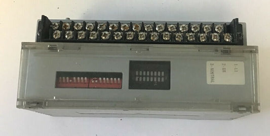 ALLEN BRADLEY 1791-8AC I/O BLOCK MODULE SER.B REV.D01 132VAC 60HZ