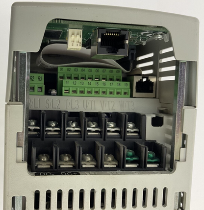 ALLEN BRADLEY 22D-D2P3N104 POWERFLEX 40P 3PHASE 3.2A FRN:2.01  SER.A 1HP
