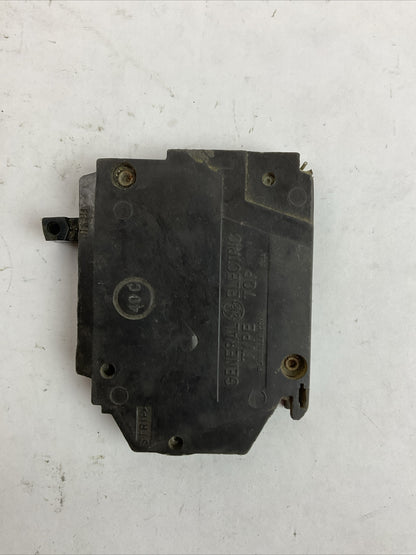 GE THQP130 1POLE TYPE TQP CIRCUIT BREAKER 30AMP 120/240VAC (LOT OF 5)