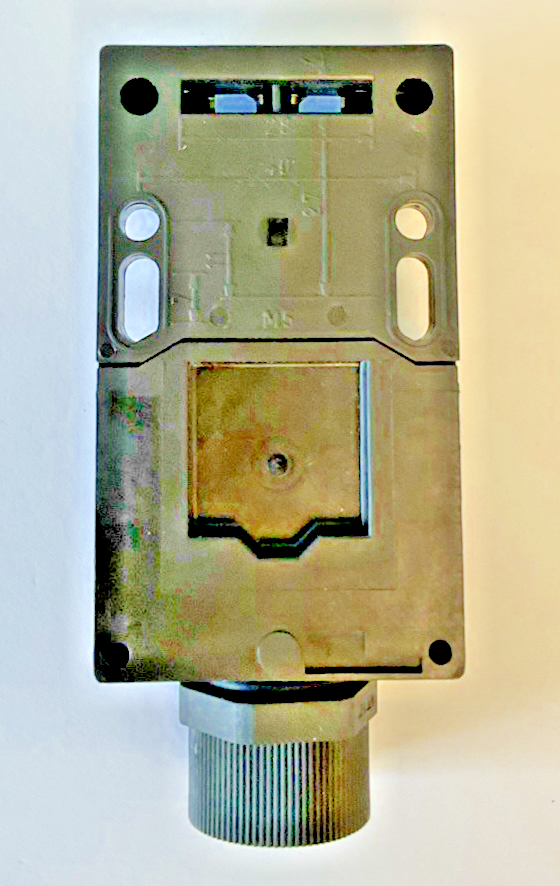 SCHMERSAL AZ 16-02ZVRK-M20 SAFETY INTERLOCK SWITCH 500V