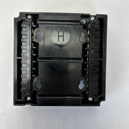 HONEY WELL RM7823A1016 BURNER CONTROL ULTRAVIOLET FLAME AMPLIFLIER