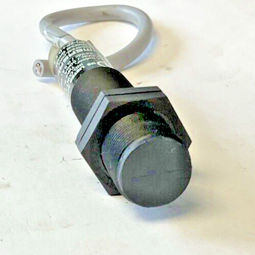 SCHMERSAL CSS 8-180-2P+D-E-L SENSOR 24VDC 50MA 0.5A