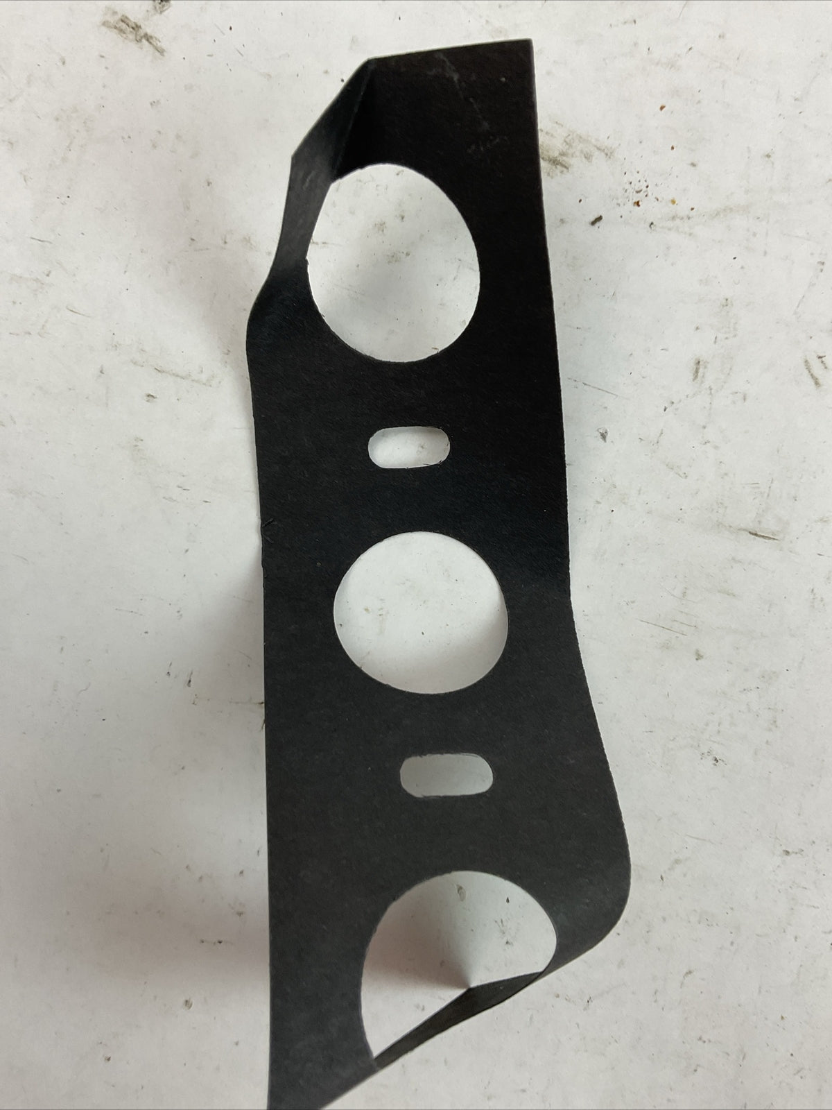 SIEMENS RS5774 REAR CONNECTING STUD USE WITH FRAM TYPE J, JD