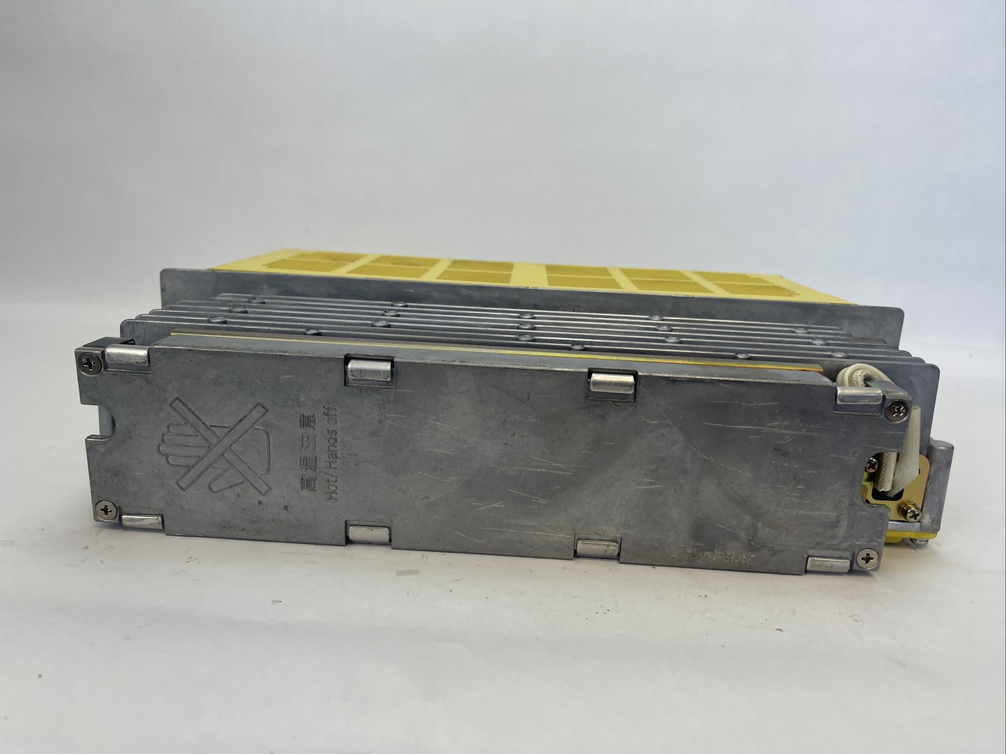 FANUC A06B-6089-H105 SER B SERVO AMPLIFIER OUTPUT 230VAC 18.7A INPUT 200-230VAC