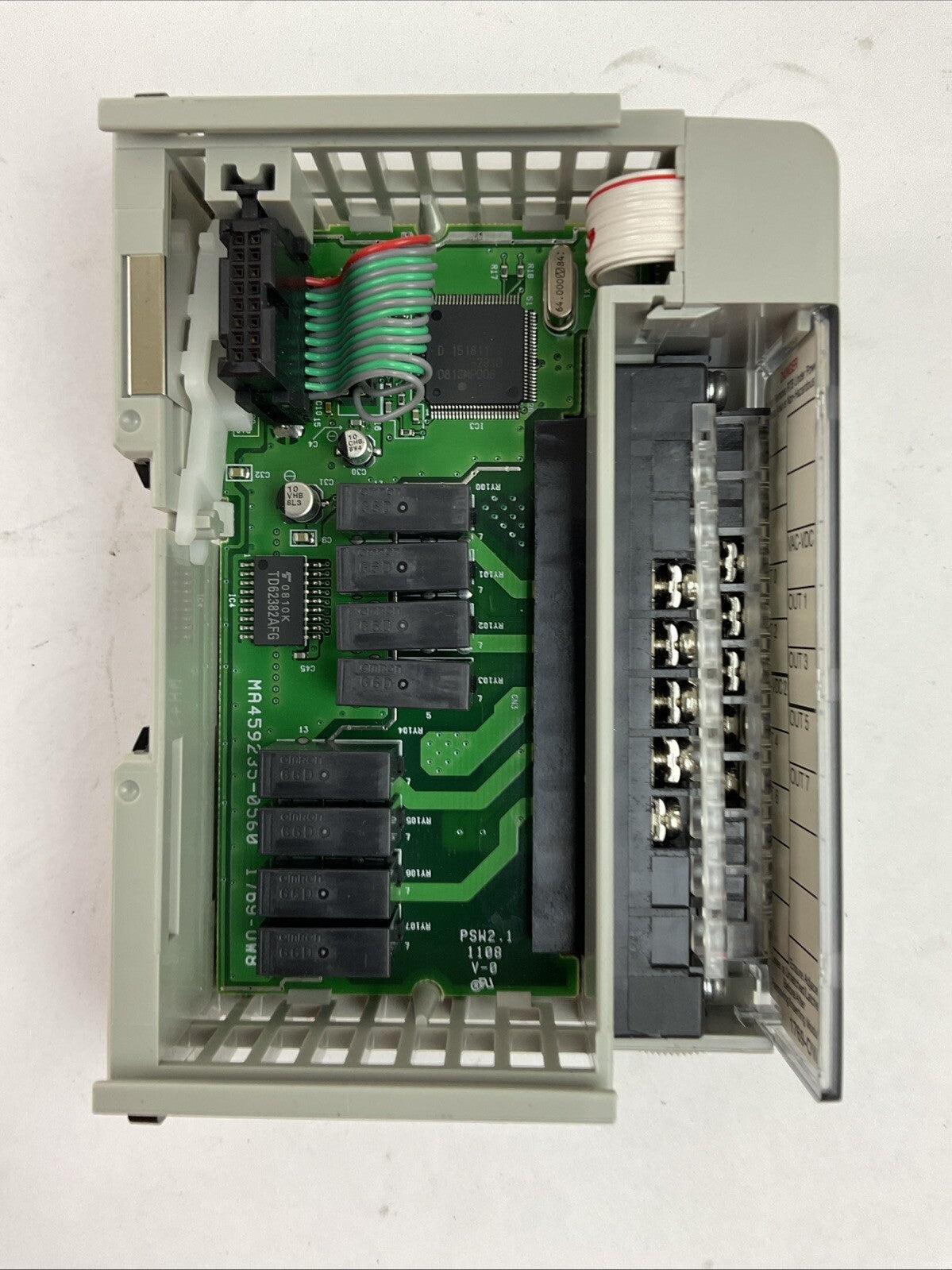 ALLEN BRADLEY 1769-OW8 SER B REV 3 F/W REV 3.1 8PT 5-265VAC 5-125VDC FORM A RELA