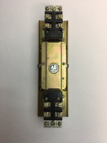 ALLEN BRADLEY 849 AB PNEUMATIC TIMING RELAY 1496-N1 SER B 600VAC 230-250VDC 0.2A