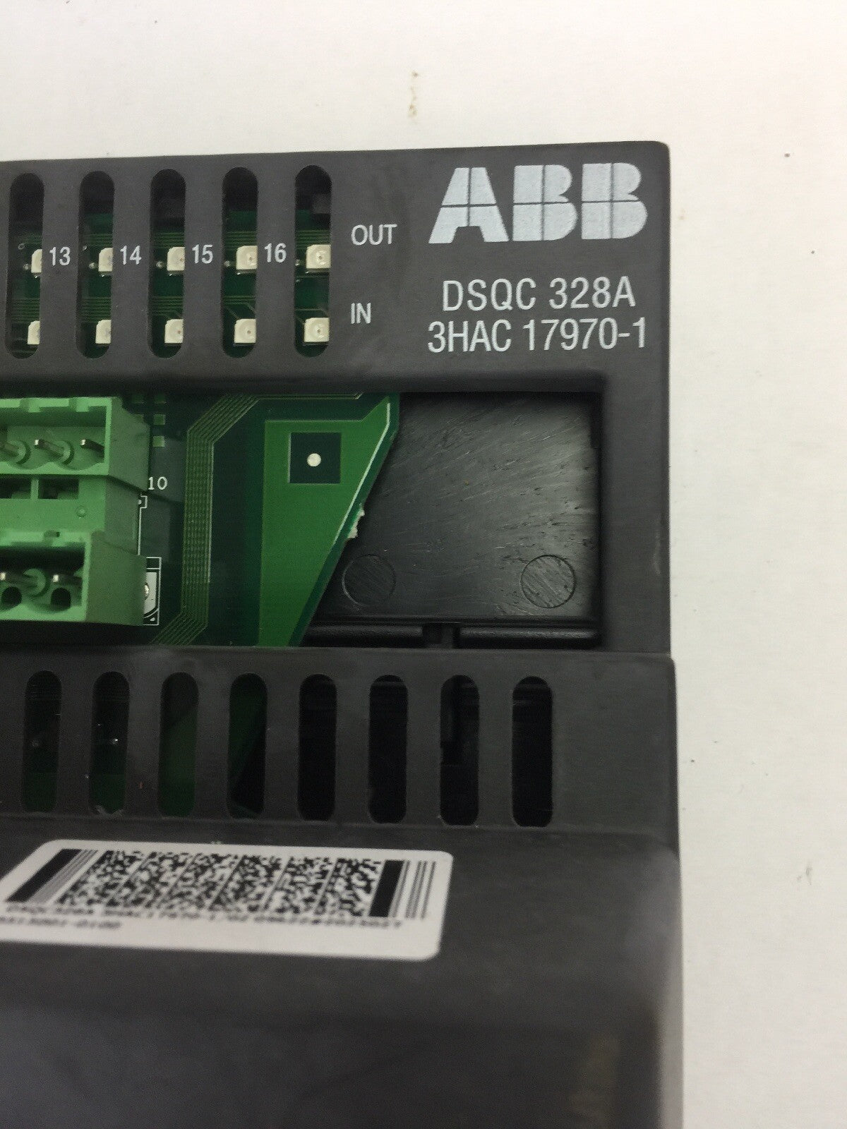 ABB DSQC 328A DIGITAL I/O MODULE 3HAC17970-1