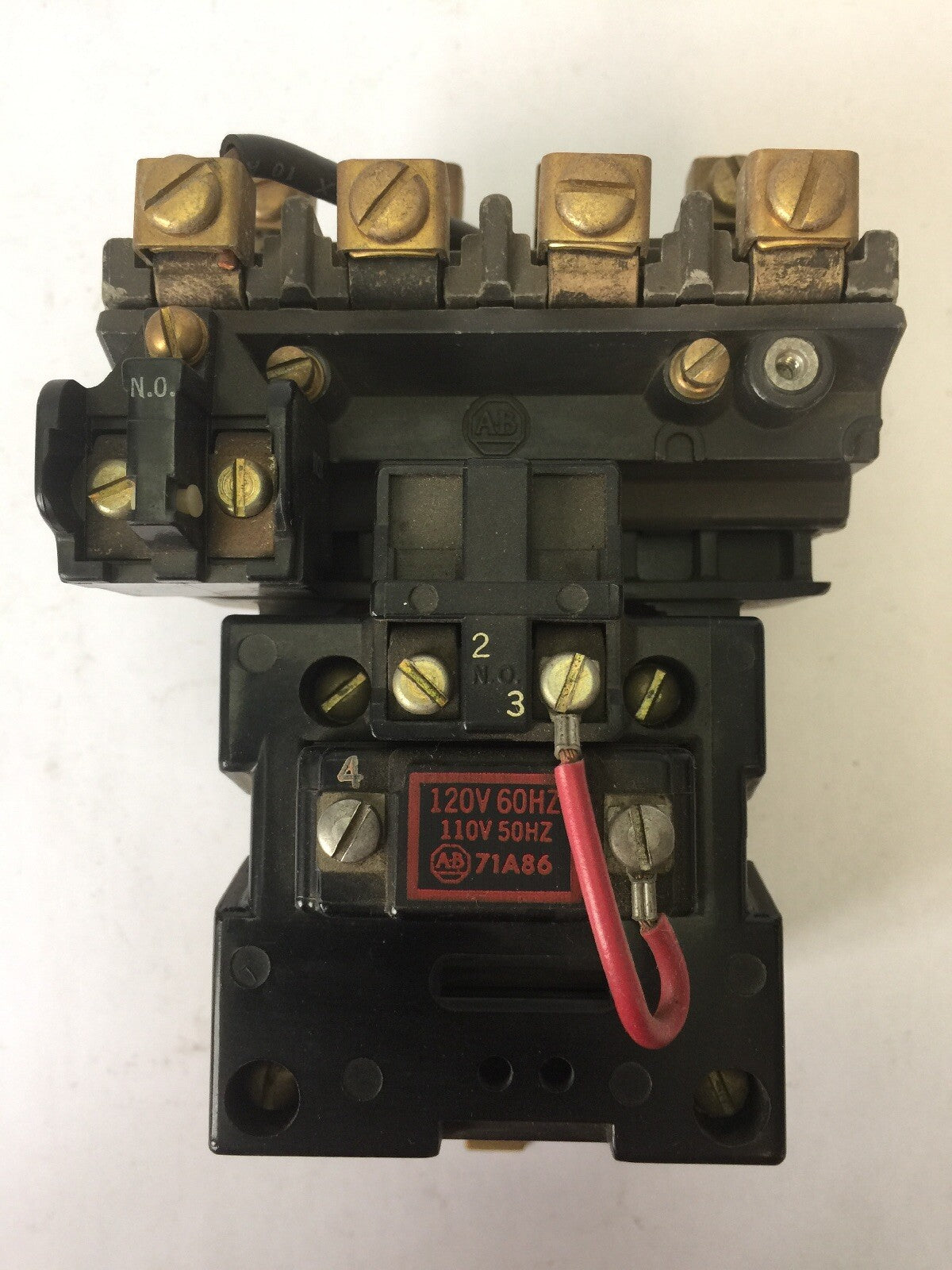 ALLEN BRADLEY 202AC-F718039/1 DC CONTACTOR 250VDC 3NO-1NC 71A86 COIL 120V 60HZ