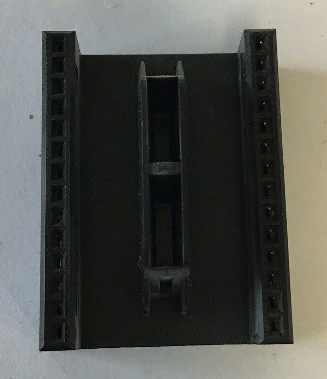 SIEMENS 720 2001-01 PLC MODULE CONNECTOR (LOT OF 4)