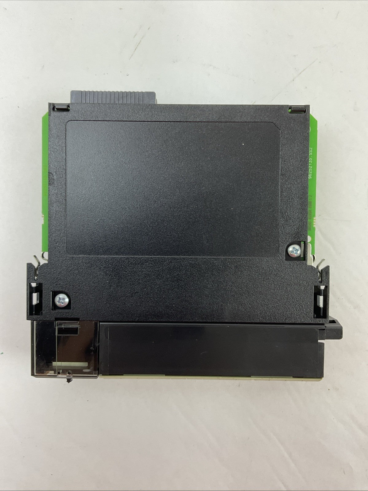 ALLEN BRADLEY 1756-OA16 SER A FW 3.2 16 PT 120/240VAC OUTPUT 50/60HZ 0.5A PILOT
